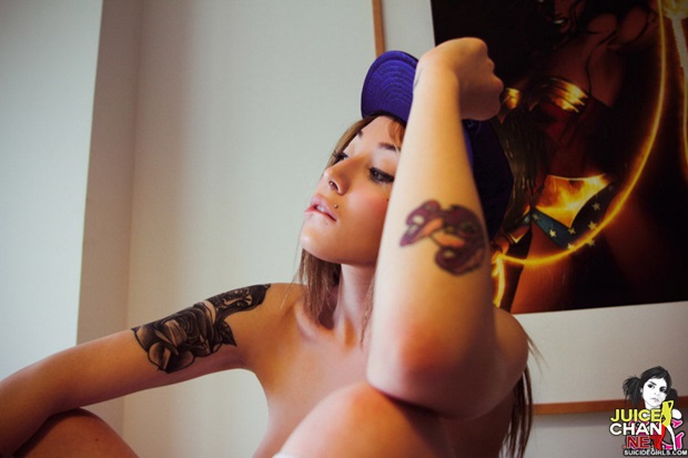 Brutz Garota Suicide Girls